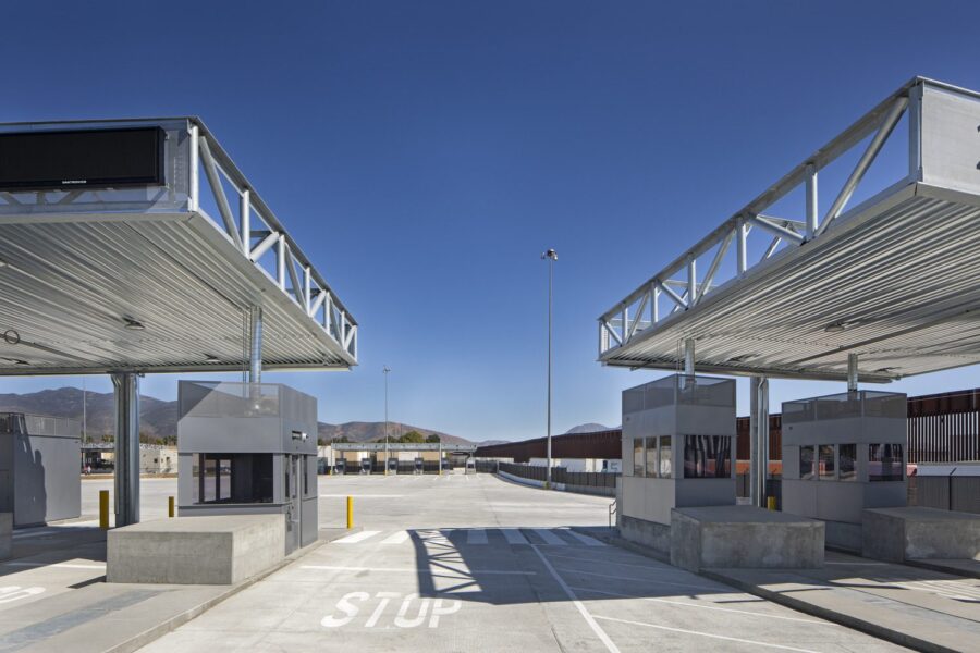 A US/Mexico Border check point during the day.